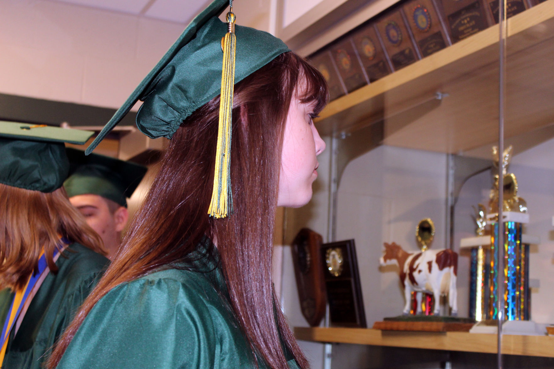 060219-ctzn-news-bd-grad007.jpg